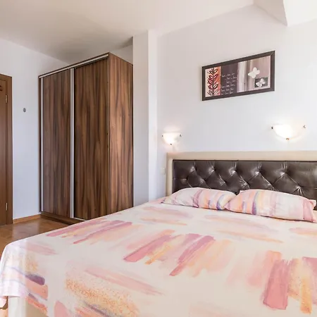 Appartement Fantasy Saint Constantine And Helena *