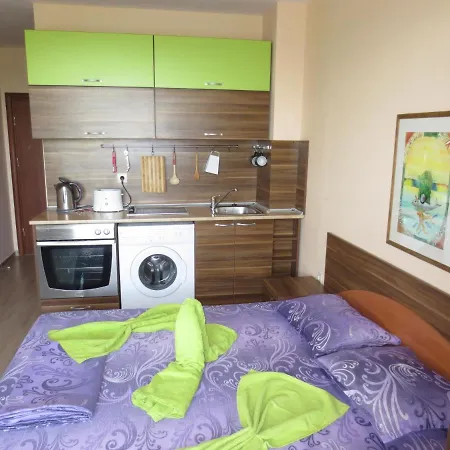 Fantasy Saint Constantine And Helena 公寓