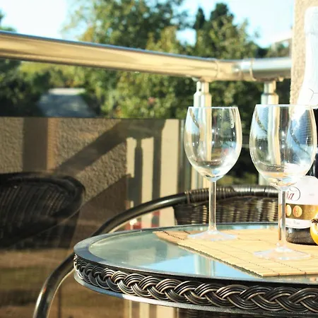 Fantasy Saint Constantine And Helena * 圣君士坦丁和海伦那