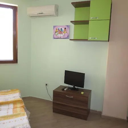 Fantasy Saint Constantine And Helena 公寓 圣君士坦丁和海伦那