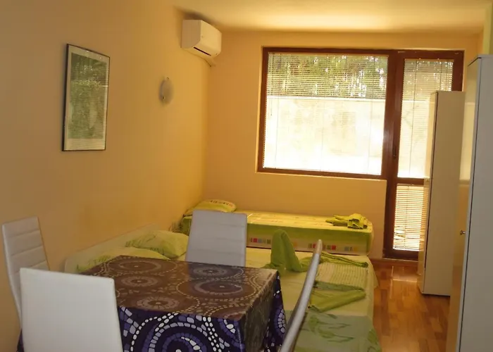 Fantasy Saint Constantine And Helena סנט קונסטנטין והלנה