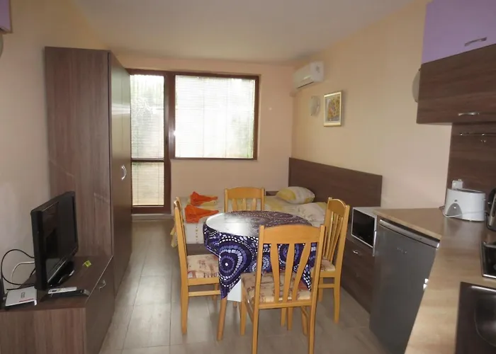 Fantasy Saint Constantine And Helena דירה *