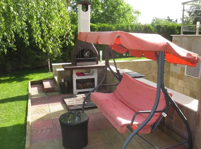 Fantasy Saint Constantine And Helena דירה