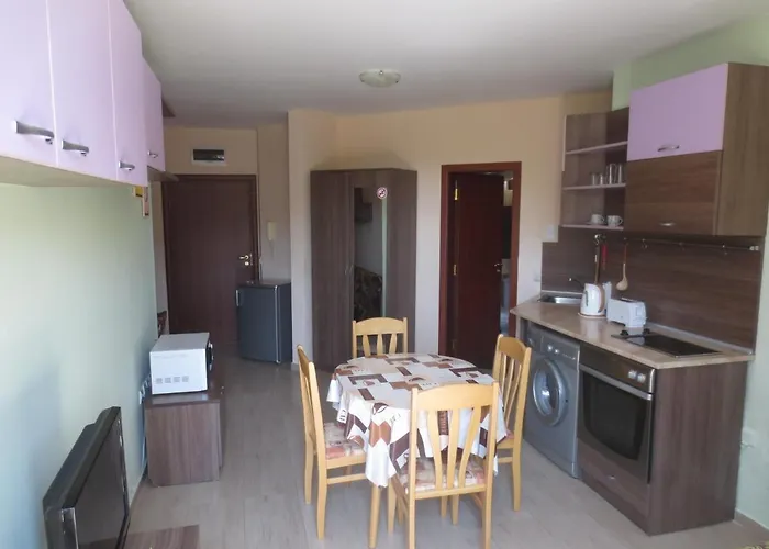 Fantasy Saint Constantine And Helena דירה *