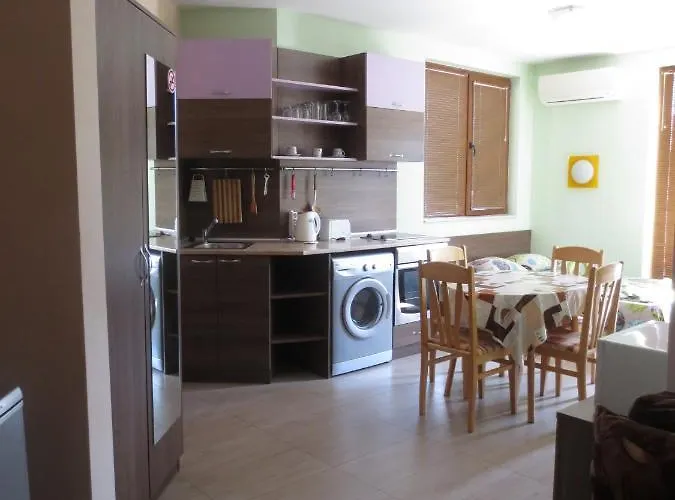 Fantasy Saint Constantine And Helena דירה סנט קונסטנטין והלנה